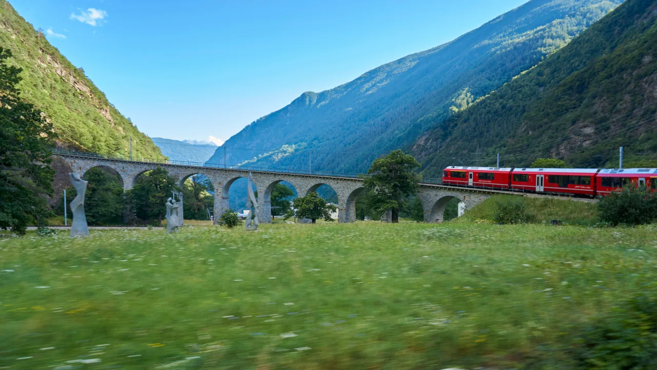 Albanie — train