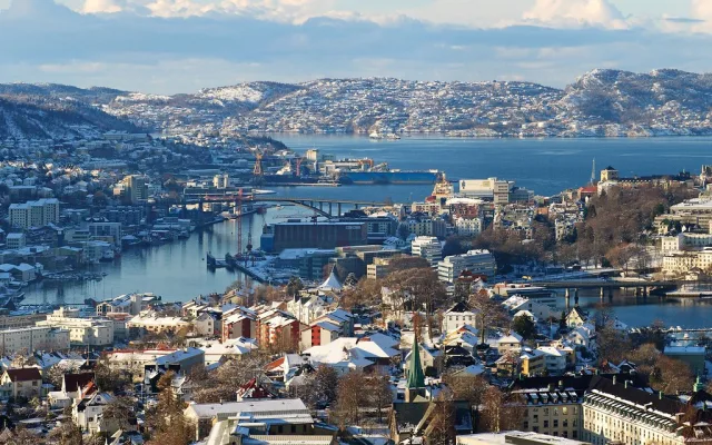 Bergen — hub principal ville
