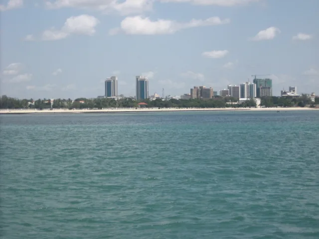 Dar es Salaam — hub principal ville