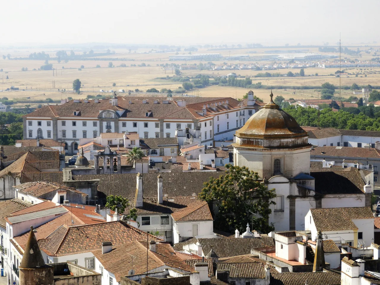 Évora — hub principal ville