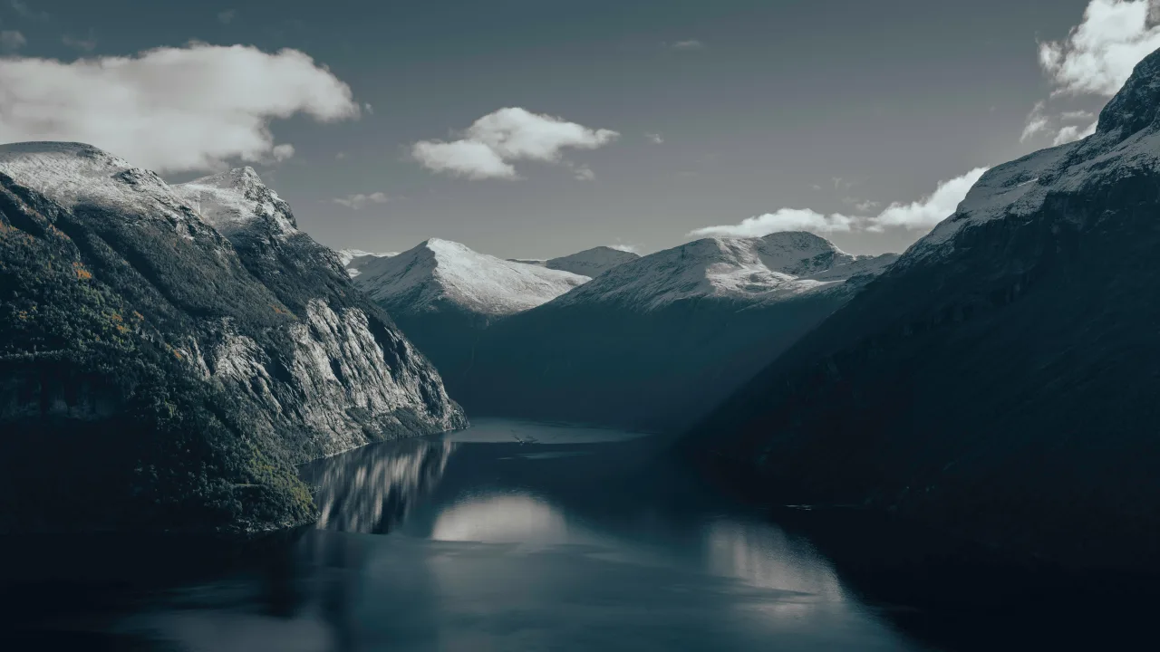 Pays des Fjords — hub principal region