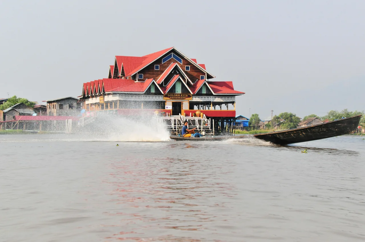 Lac Inle — hub principal ville