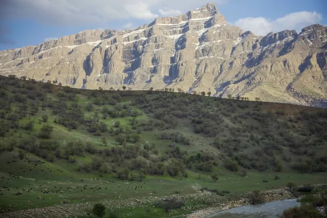 Lorestan — hub principal region