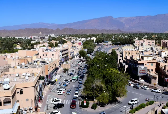 Nizwa — hub principal ville