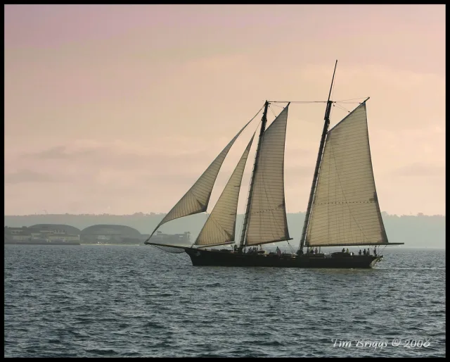 sailboat sailing ocean sea horizon Croisière en voilier